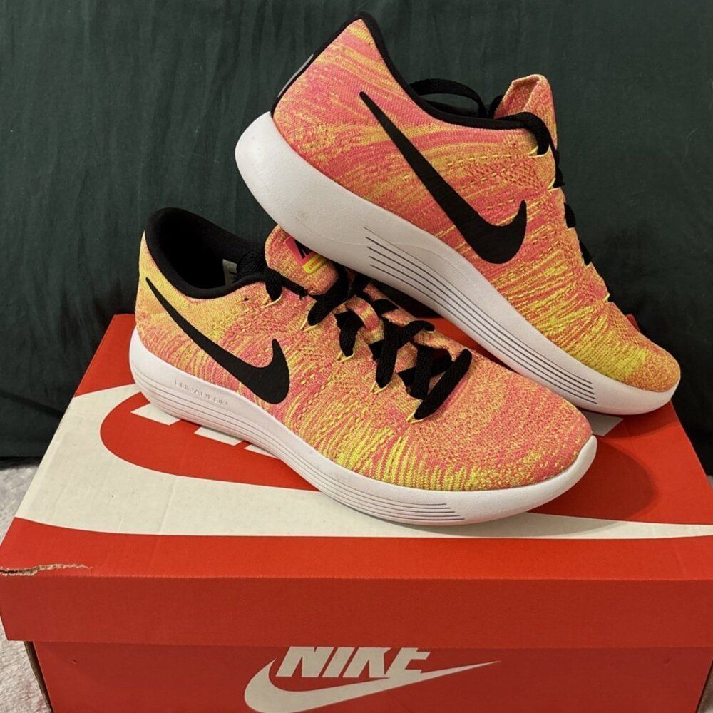 Xlnt Nike Flyknit Olympic OC LunarEpic Lunar Epic Volt Pink Womens 8.5 US 40 EUR